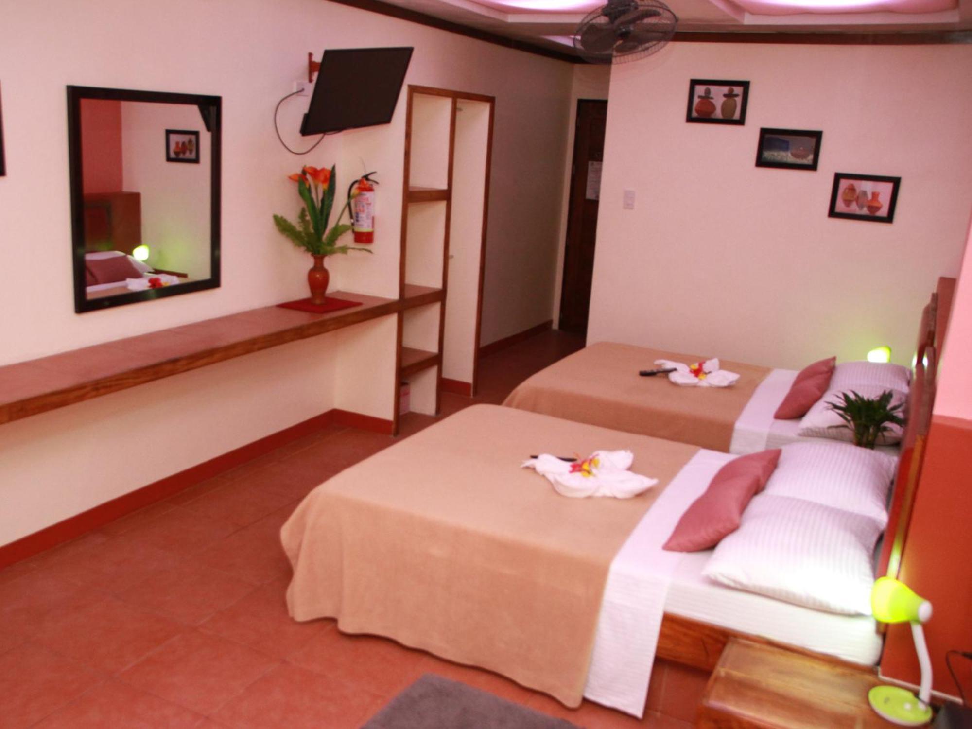 Badladz Beach And Dive Resort Puerto Galera Δωμάτιο φωτογραφία