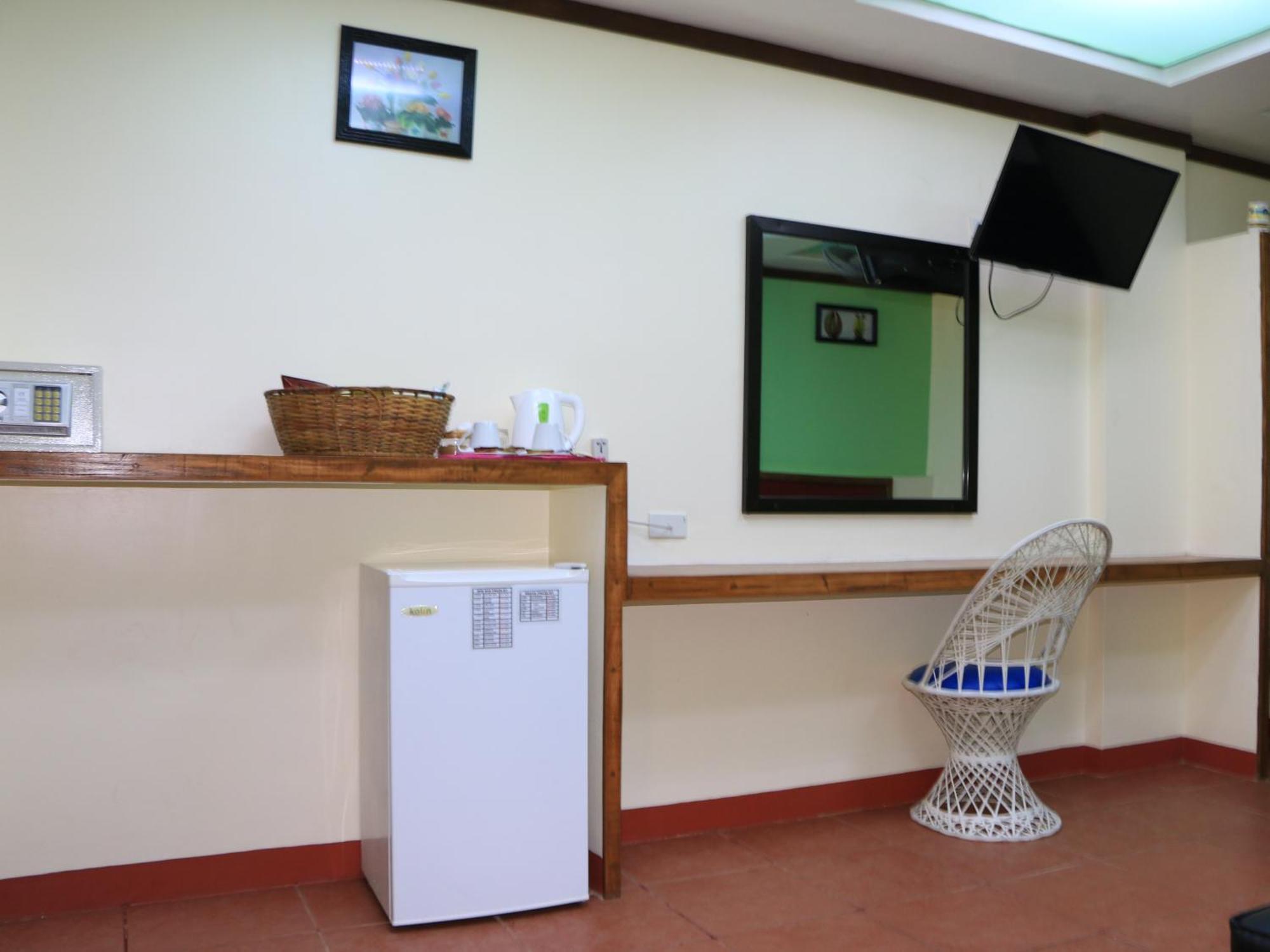 Badladz Beach And Dive Resort Puerto Galera Δωμάτιο φωτογραφία